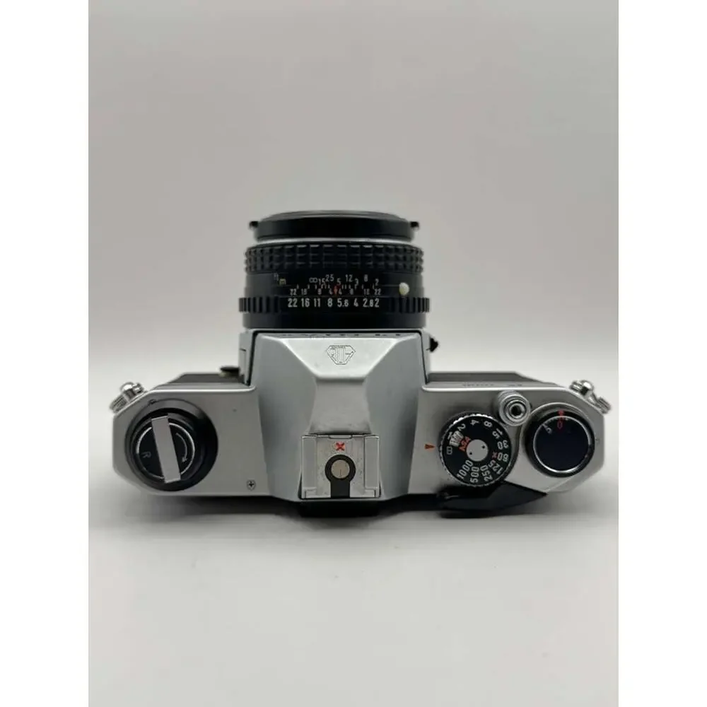 Pentax K1000 35mm SLR Film Camera SMC Pentax-M 50mm f/2 Lens Flash Manual N.MINT